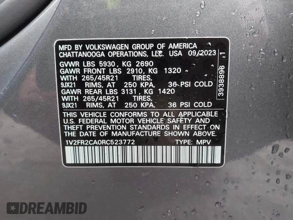 2024 Volkswagen Atlas SEL Premium R-Line z VIN 1V2FR2CA0RC523772, wystawiony jako IAAI lot #41544482 z przebiegiem 7 703 mil mil oraz . Historia ofert i sprzedaży dostępna na DreamBid. Obrazek 9.