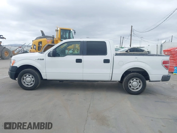 2014 Ford F-150 XL with VIN 1FTEW1CM7EKD93466, listed as a IAAI auction lot 42185252 with 50,122 mi miles and . Bid and sale history available at DreamBid. Image 14.