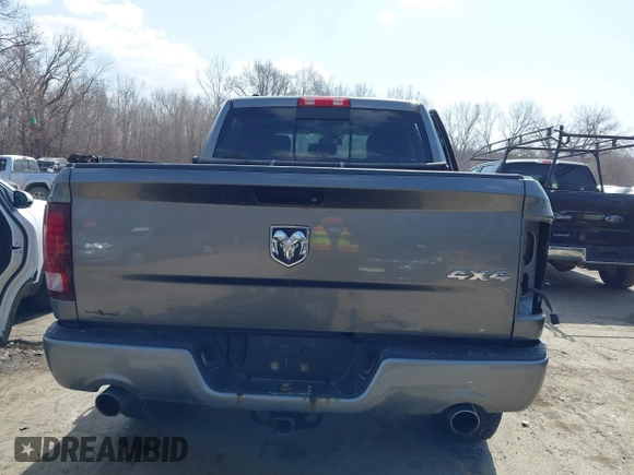 2013 Ram 1500 Sport z VIN 1C6RR7MT4DS545114, wystawiony jako IAAI lot #41797216 z przebiegiem 154 564 mil mil oraz . Historia ofert i sprzedaży dostępna na DreamBid. Obrazek 17.