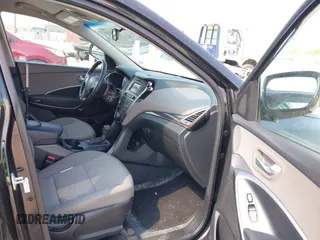 2017 Hyundai Santa Fe 2.4L с VIN 5XYZTDLBXHG440736, выставлен на аукционе IAAI как лот 42234524 с пробегом 134 045 миль миль и . История ставок и продаж доступна на DreamBid. Изображение 5.
