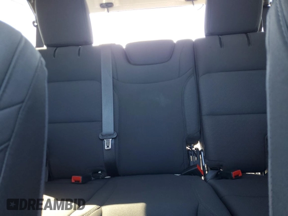 2022 Jeep Wrangler Unlimited Sport S with VIN 1C4HJXDG0NW203829, listed as a Copart auction lot 47921245 with 17,967 mi miles and Salvage Title. Bid and sale history available at DreamBid. Image 10.