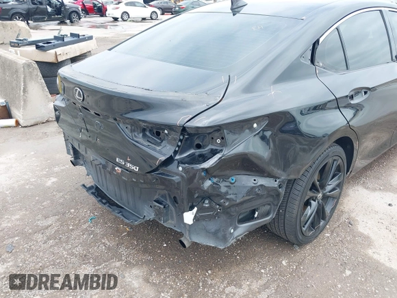 2022 Lexus ES 350 z VIN 58ADZ1B10NU124891, wystawiony jako IAAI lot #42422400 z przebiegiem 114 739 mil mil oraz . Historia ofert i sprzedaży dostępna na DreamBid. Obrazek 6.