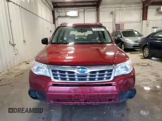 2011 Subaru Forester X z VIN JF2SHBBC5BH706553, wystawiony jako Copart lot #57493265 z przebiegiem 138 454 mil mil oraz Czysty tytuł • Clean title. Historia ofert i sprzedaży dostępna na DreamBid. Obrazek 5.