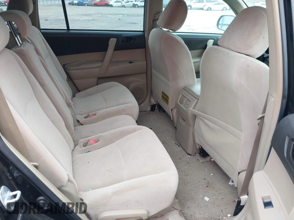 2008 Toyota Highlander z VIN JTEDS41AX82011514, wystawiony jako IAAI lot #41525724 z przebiegiem 225 844 mil mil oraz . Historia ofert i sprzedaży dostępna na DreamBid. Obrazek 8.
