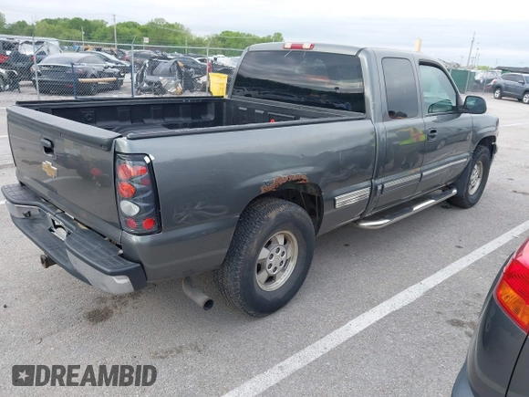 2001 Chevrolet Silverado 1500 LS with VIN 1GCEK19V21Z229300, listed as a IAAI auction lot 42180841 with 282,099 mi miles. Bid and sale history available at carsss.com. Image 4.