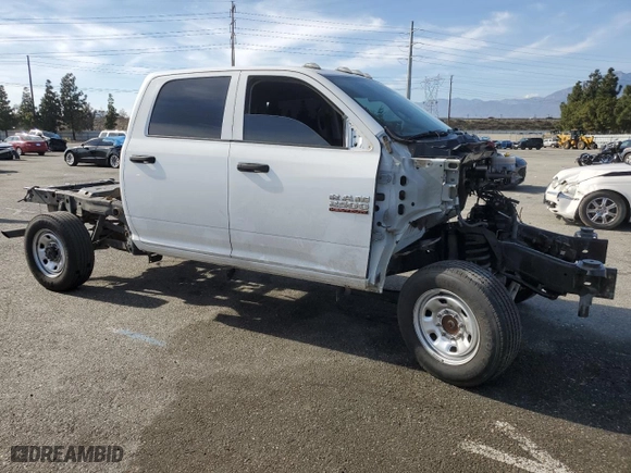 2018 Ram 2500 Tradesman with VIN 3C6UR5CJ4JG314425, listed as a Copart auction lot 45992625 with 0 mi miles and Salvage Title. Bid and sale history available at carsss.com. Image 4.