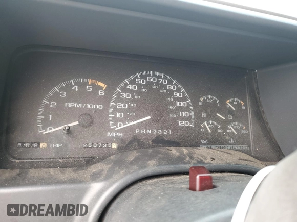 2000 GMC Denali z VIN 1GKEK13RXYR110436, wystawiony jako Copart lot #74311244 z przebiegiem 250 735 mil mil oraz Szkody całkowita. Historia ofert i sprzedaży dostępna na DreamBid. Obrazek 9.