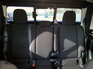 2020 Jeep Gladiator Rubicon z VIN 1C6JJTBG9LL184085, wystawiony jako Copart lot #51382115 z przebiegiem 83 375 mil mil oraz Szkoda całkowita • Salvage title. Historia ofert i sprzedaży dostępna na DreamBid. Obrazek 10.