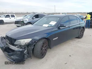2012 BMW 7 Series 750Li with VIN WBAKB8C50CC963330, listed as a IAAI auction lot 41286275 with 186,335 mi miles. Bid and sale history available at carsss.com. Image 17.