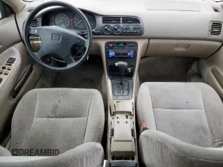 1997 Honda Accord EX with VIN 1HGCD565XVA178602, listed as a Copart auction lot 84797774 with 250,955 mi miles and Salvage Title. Bid and sale history available at DreamBid. Image 8.