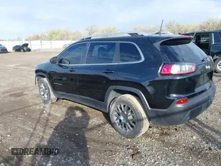2019 Jeep Cherokee Latitude Plus with VIN 1C4PJMLB9KD245505, listed as a IAAI auction lot 42153262 with 103,248 mi miles and . Bid and sale history available at DreamBid. Image 3.