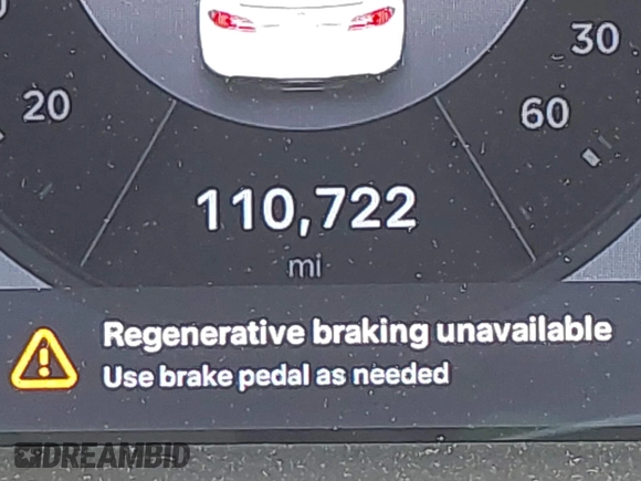 2013 Tesla Model S Performance z VIN 5YJSA1DP1DFP16609, wystawiony jako IAAI lot #42458995 z przebiegiem 110 722 mil mil oraz . Historia ofert i sprzedaży dostępna na DreamBid. Obrazek 15.