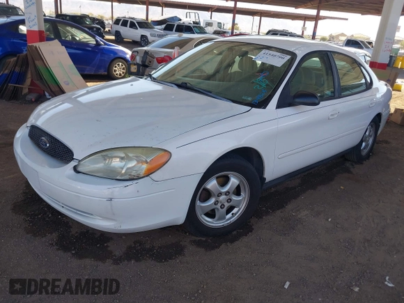2006 Ford Taurus SE with VIN 1FAFP53U06A134825, listed as a IAAI auction lot 41540700 with 177,640 mi miles. Bid and sale history available at carsss.com. Image 2.