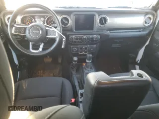 2020 Jeep Gladiator Overland z VIN 1C6HJTFG5LL180415, wystawiony jako Copart lot #45934625 z przebiegiem 13 949 mil mil oraz Szkoda całkowita • Salvage title. Historia ofert i sprzedaży dostępna na DreamBid. Obrazek 8.