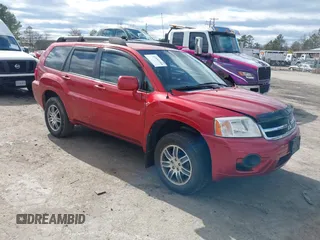2008 Mitsubishi Endeavor SE with VIN 4A4MN31SX8E043871, listed as a IAAI auction lot 41683168 with 149,517 mi miles. Bid and sale history available at carsss.com. Image 1.