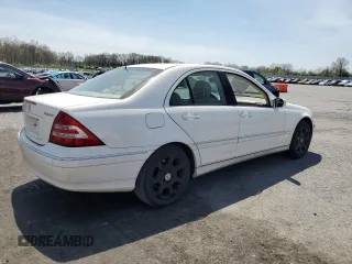 2005 Mercedes-Benz C 240 with VIN WDBRF81J85F664075, listed as a Copart auction lot 54221705 with Not provided miles and Salvage title. Bid and sale history available at DreamBid. Image 3.