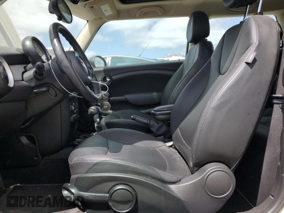 2012 MINI Hardtop with VIN WMWSU3C55CT540191, listed as a Copart auction lot 53096485 with 89,561 mi miles and Salvage Title. Bid and sale history available at DreamBid. Image 7.