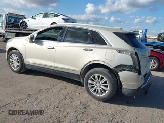 2017 Cadillac XT5 FWD with VIN 1GYKNARS0HZ174625, listed as a IAAI auction lot 41520634 with 116,169 mi miles. Bid and sale history available at carsss.com. Image 3.