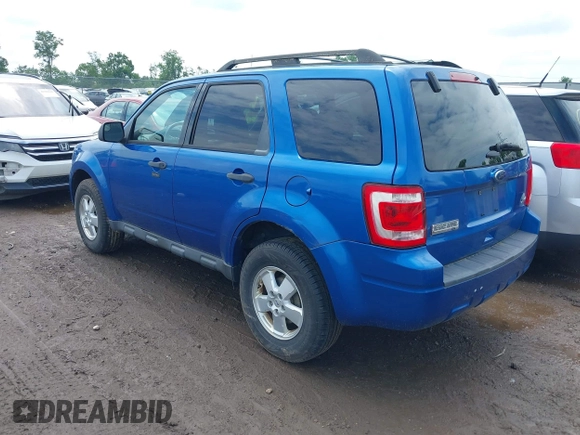 2012 Ford Escape XLT z VIN 1FMCU0DG4CKC85718, wystawiony jako IAAI lot #42711096 z przebiegiem 153 262 mil mil oraz . Historia ofert i sprzedaży dostępna na DreamBid. Obrazek 3.