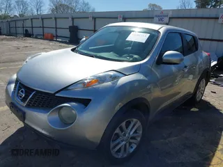2011 Nissan Juke SV with VIN JN8AF5MR8BT018745, listed as a IAAI auction lot 41882712 with 120,827 mi miles and . Bid and sale history available at carsss.com. Image 2.