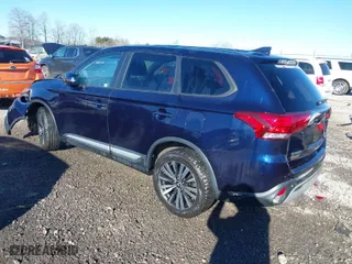 2019 Mitsubishi Outlander ES with VIN JA4AZ3A35KZ004719, listed as a IAAI auction lot 41637009 with 66,263 mi miles. Bid and sale history available at carsss.com. Image 3.
