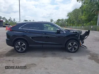 2023 Mitsubishi Eclipse Cross SE z VIN JA4ATWAA4PZ023125, wystawiony jako IAAI lot #42098853 z przebiegiem 15 511 mil mil oraz . Historia ofert i sprzedaży dostępna na DreamBid. Obrazek 14.