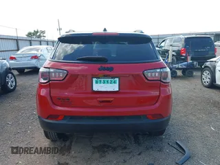 2021 Jeep Compass Latitude z VIN 3C4NJDBB5MT603608, wystawiony jako IAAI lot #40036775 z przebiegiem 61 257 mil mil oraz . Historia ofert i sprzedaży dostępna na DreamBid. Obrazek 17.