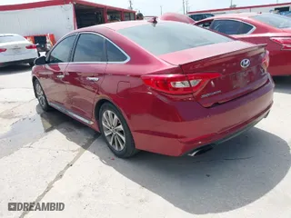 2015 Hyundai Sonata 2.4L Limited with VIN 5NPE34AFXFH112145, listed as a IAAI auction lot 42025615 with 231,496 mi miles. Bid and sale history available at carsss.com. Image 3.