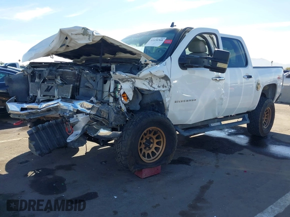 2012 Chevrolet Silverado 1500 LT with VIN 1GCPKSE76CF238110, listed as a IAAI auction lot 41650368 with 224,357 mi miles and . Bid and sale history available at DreamBid. Image 18.