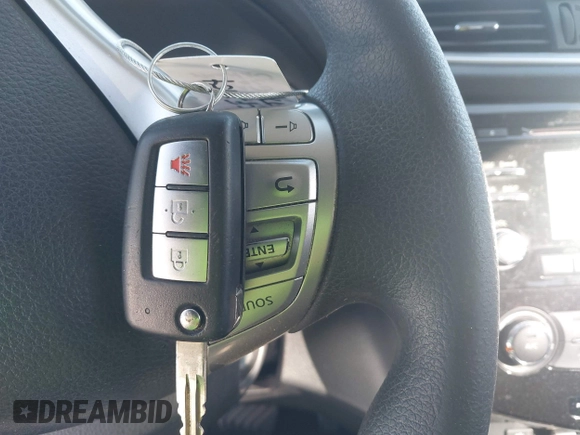 2016 Nissan Rogue SV with VIN KNMAT2MT0GP617296, listed as a IAAI auction lot 41972089 with 189,579 mi miles. Bid and sale history available at carsss.com. Image 11.