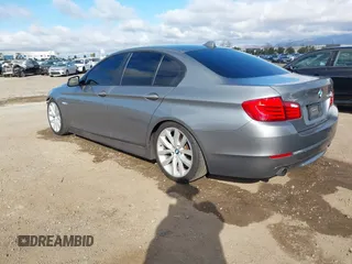 2011 BMW 5 Series 535i with VIN WBAFR7C53BC800547, listed as a IAAI auction lot 41510473 with 194,429 mi miles and . Bid and sale history available at carsss.com. Image 3.