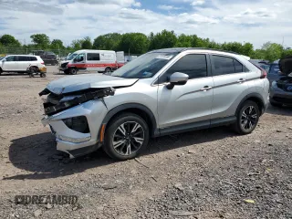 2023 Mitsubishi Eclipse Cross SE z VIN JA4ATWAA0PZ034008, wystawiony jako Copart lot #57229795 z przebiegiem 31 713 mil mil oraz Szkoda całkowita • Salvage title. Historia ofert i sprzedaży dostępna na DreamBid. Obrazek 1.