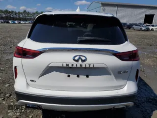 2020 Infiniti QX50 Luxe z VIN 3PCAJ5M30LF113018, wystawiony jako Copart lot #50584085 z przebiegiem 54 809 mil mil oraz Szkody całkowita. Historia ofert i sprzedaży dostępna na DreamBid. Obrazek 6.