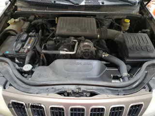 2002 Jeep Grand Cherokee Limited with VIN 1J4GW58NX2C248892, listed as a Copart auction lot 55574615 with 164,010 mi miles and Salvage title. Bid and sale history available at DreamBid. Image 12.