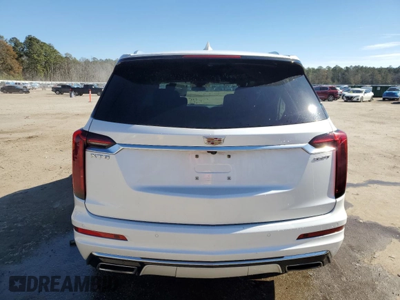 2021 Cadillac XT6 Luxury with VIN 1GYKPAR46MZ172366, listed as a Copart auction lot 42741985 with 33,800 mi miles and Salvage title. Bid and sale history available at DreamBid. Image 6.