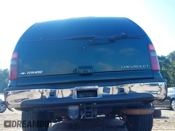 2002 Chevrolet Tahoe LS with VIN 1GNEC13Z72R130005, listed as a IAAI auction lot 42522881 with 252,683 mi miles and . Bid and sale history available at DreamBid. Image 16.