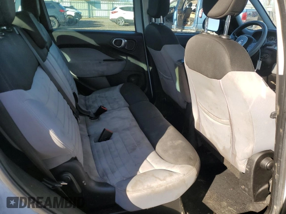2014 FIAT 500L Easy with VIN ZFBCFABH8EZ027392, listed as a Copart auction lot 77047444 with 154,827 mi miles and Clean Title. Bid and sale history available at carsss.com. Image 10.