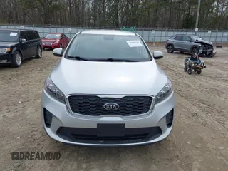 2019 Kia Sorento LX V6 with VIN 5XYPG4A5XKG489337, listed as a IAAI auction lot 41848949 with 101,510 mi miles. Bid and sale history available at carsss.com. Image 13.