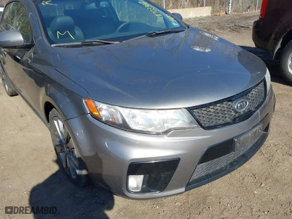 2011 Kia Forte Koup SX with VIN KNAFW6A32B5368820, listed as a IAAI auction lot 41703308 with 184715 miles. Bid and sale history available at carsss.com. Image 6.