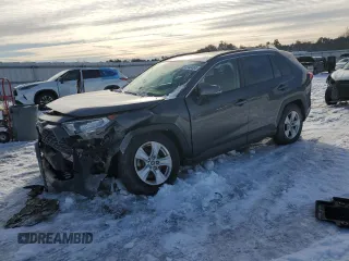 2019 Toyota RAV4 XLE with VIN JTMP1RFV1KD014150, listed as a Copart auction lot 87046434 with 49,550 mi miles and Salvage Title. Bid and sale history available at carsss.com. Image 1.