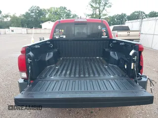 2019 Toyota Tacoma SR5 with VIN 3TMAZ5CN1KM092783, listed as a IAAI auction lot 42181784 with 86,272 mi miles and . Bid and sale history available at DreamBid. Image 8.