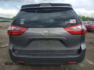 2020 Toyota Sienna LE Auto Access Seat with VIN 5TDKZ3DC3LS041096, listed as a Copart auction lot 55916635 with 82,780 mi miles and Salvage title. Bid and sale history available at DreamBid. Image 6.