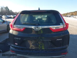 2018 Honda CR-V LX with VIN 2HKRW6H38JH228789, listed as a IAAI auction lot 41329505 with 152,147 mi miles. Bid and sale history available at carsss.com. Image 17.