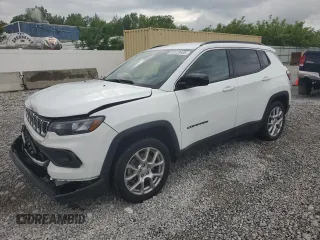2023 Jeep Compass Latitude Lux with VIN 3C4NJDFN4PT532474, listed as a Copart auction lot 58129485 with 19,818 mi miles and Salvage title. Bid and sale history available at DreamBid. Image 1.