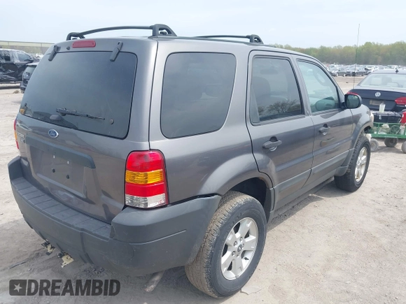 2005 Ford Escape XLT with VIN 1FMYU03115KB16214, listed as a IAAI auction lot 42113350 with 79,355 mi miles and . Bid and sale history available at DreamBid. Image 4.