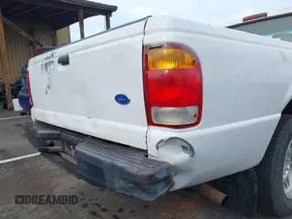 1995 Ford Ranger Splash z VIN 1FTCR10A0SUA16583, wystawiony jako IAAI lot #41495851 z przebiegiem 152 564 mil mil oraz . Historia ofert i sprzedaży dostępna na DreamBid. Obrazek 14.