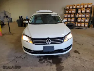 2013 Volkswagen Passat SE with VIN 1VWBP7A31DC001987, listed as a Copart auction lot 49449105 with 100,353 mi miles and Salvage Title. Bid and sale history available at carsss.com. Image 5.