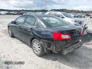 2011 Mitsubishi Galant FE z VIN 4A32B2FF9BE028621, wystawiony jako IAAI lot #41788773 z przebiegiem 261 300 mil mil oraz . Historia ofert i sprzedaży dostępna na DreamBid. Obrazek 3.