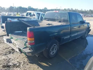 2001 Chevrolet Silverado 1500 LS with VIN 2GCEC19T711315836, listed as a IAAI auction lot 41676444 with 1 mi miles. Bid and sale history available at carsss.com. Image 4.