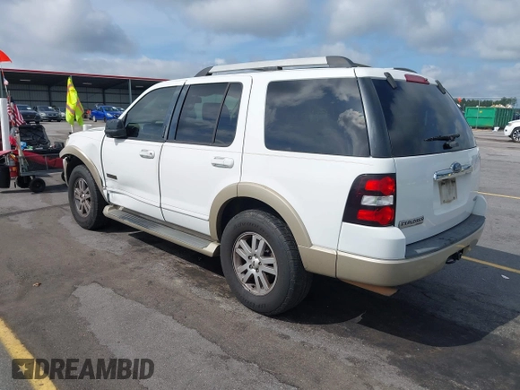 2006 Ford Explorer Eddie Bauer z VIN 1FMEU64E76UA20438, wystawiony jako IAAI lot #42447279 z przebiegiem 215 858 mil mil oraz . Historia ofert i sprzedaży dostępna na DreamBid. Obrazek 3.